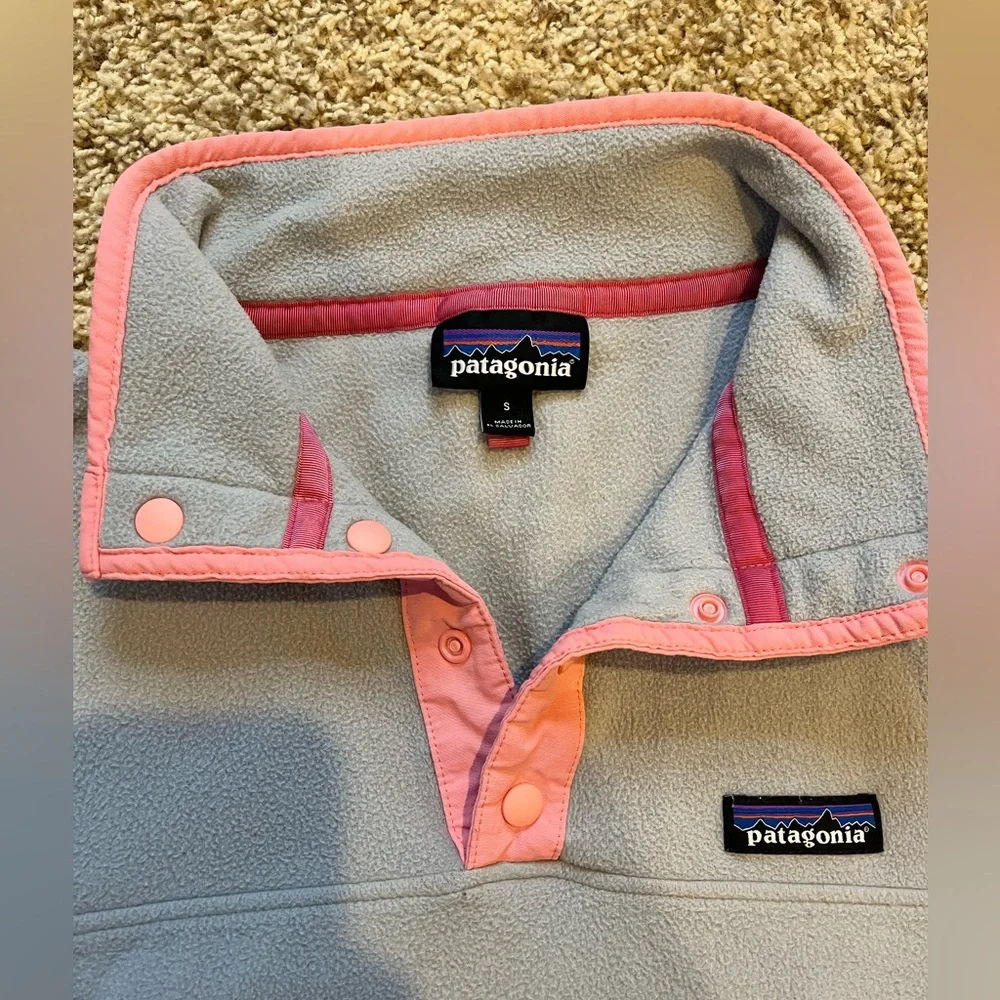 Patagonia Women's Micro D® Snap-T® Pullover - Picture 2 of 3